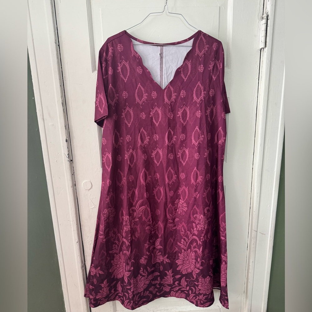 Elegant Burgundy Floral Dress